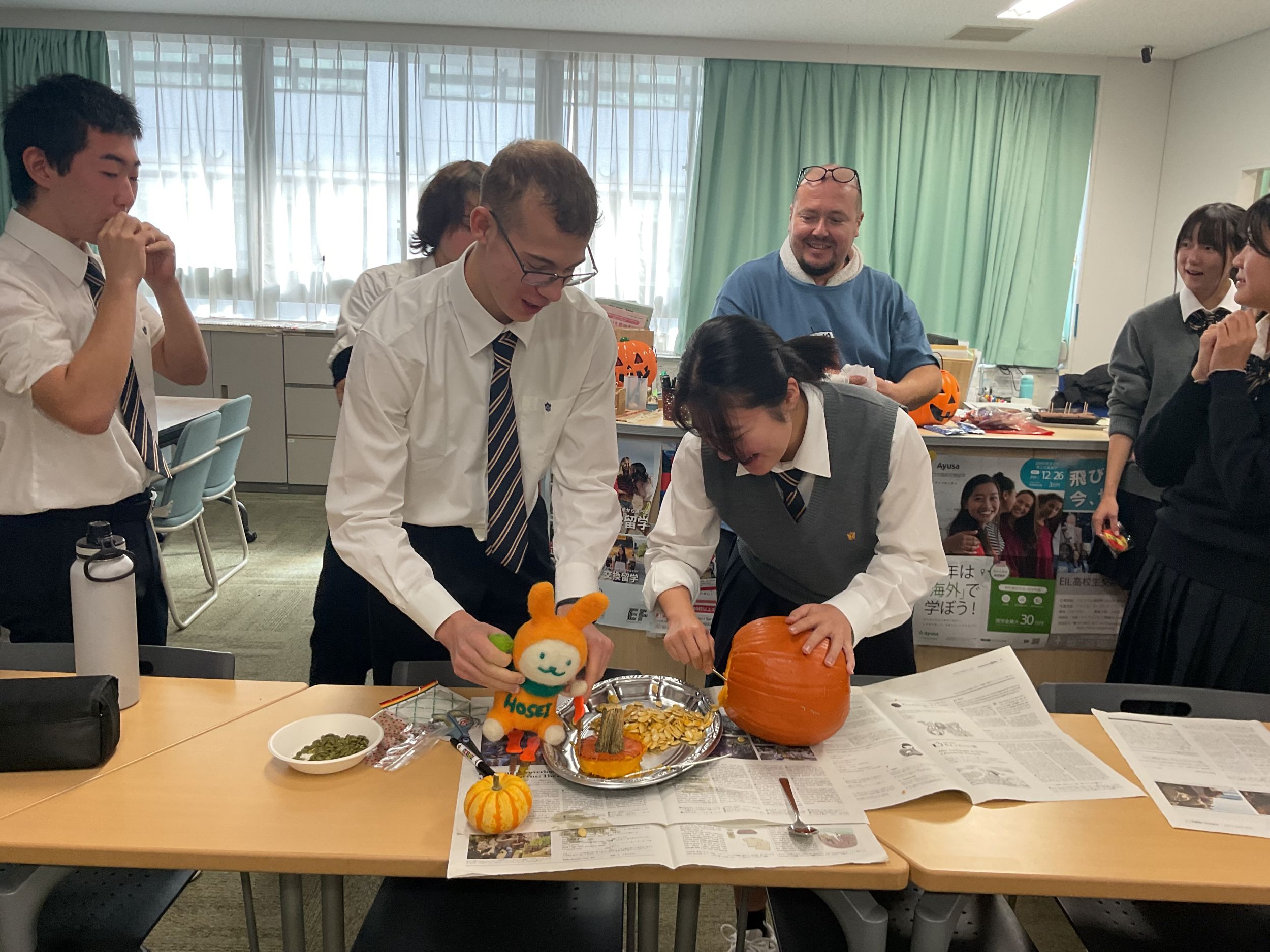 ハロウィンカボチャ作り体験